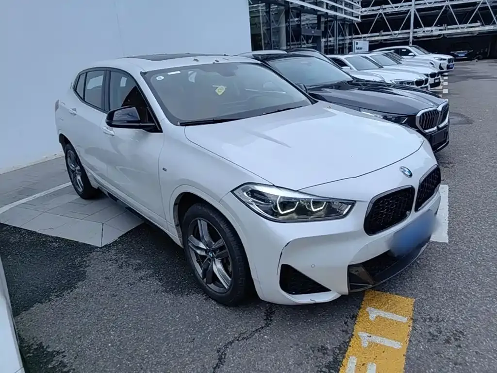 BMW X2 — фото 9