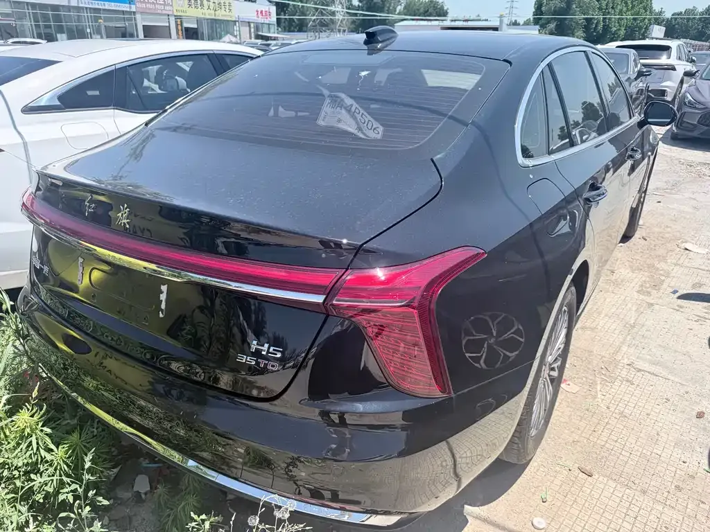 Hongqi H5 2024 из CN, фото 3