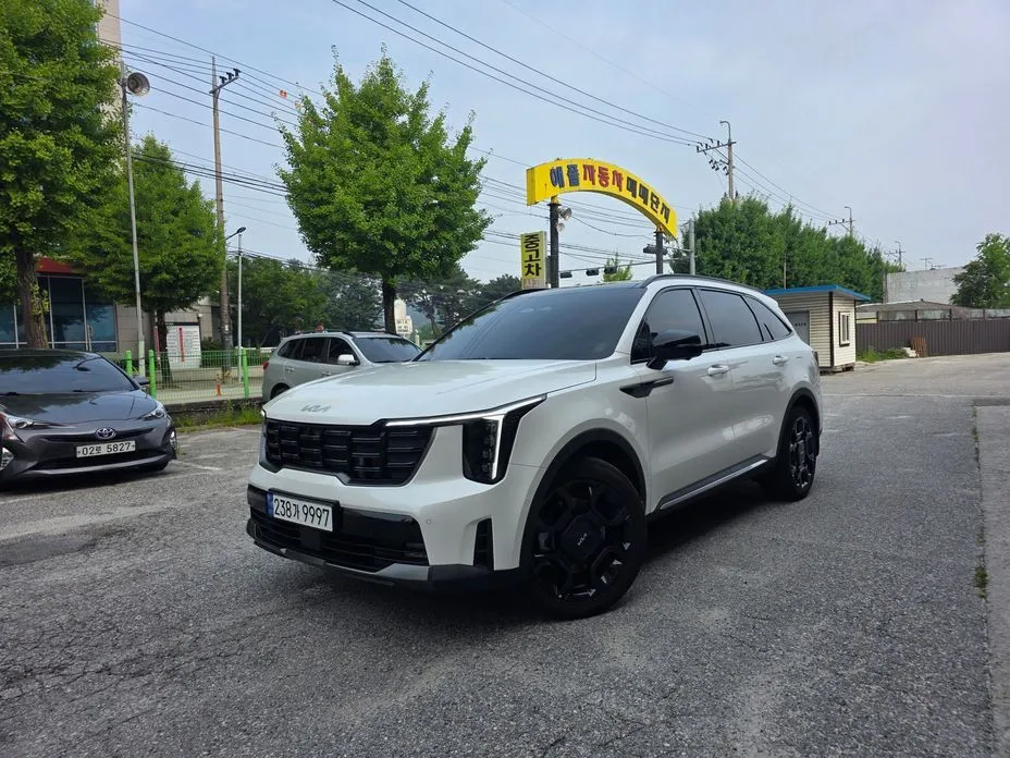 Kia Sorento — фото 1