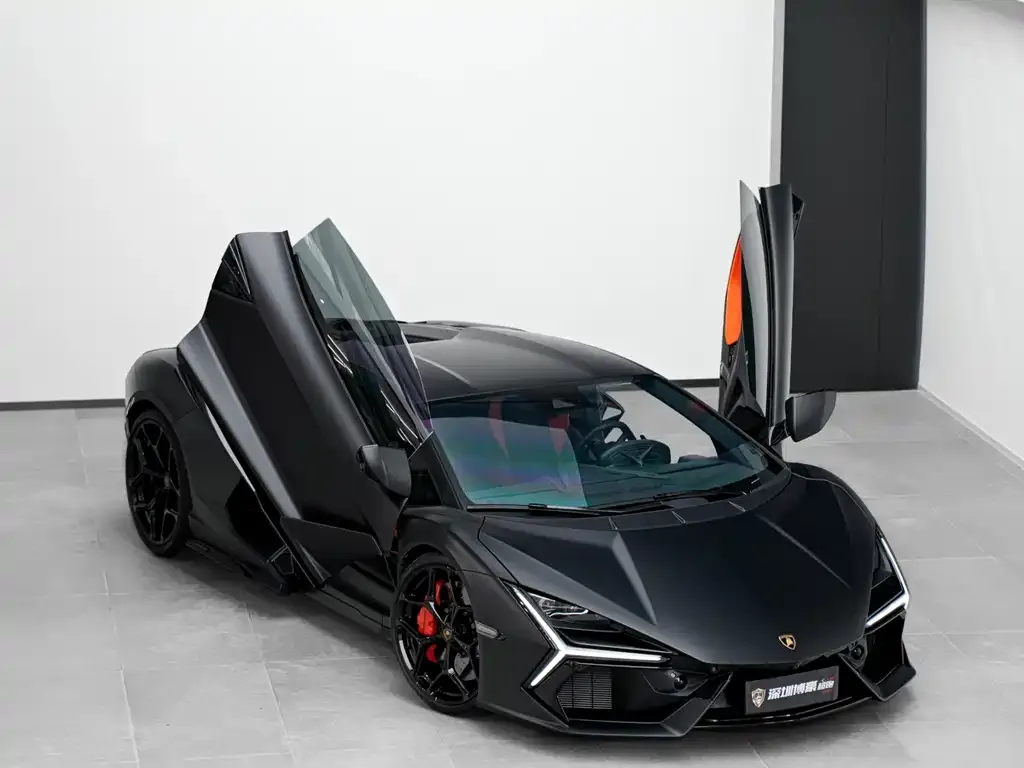 Lamborghini Revuelto — фото 4