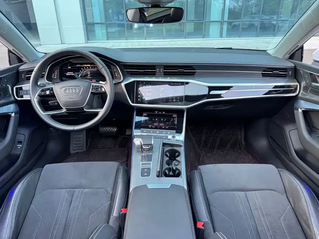Audi A7L — фото 3