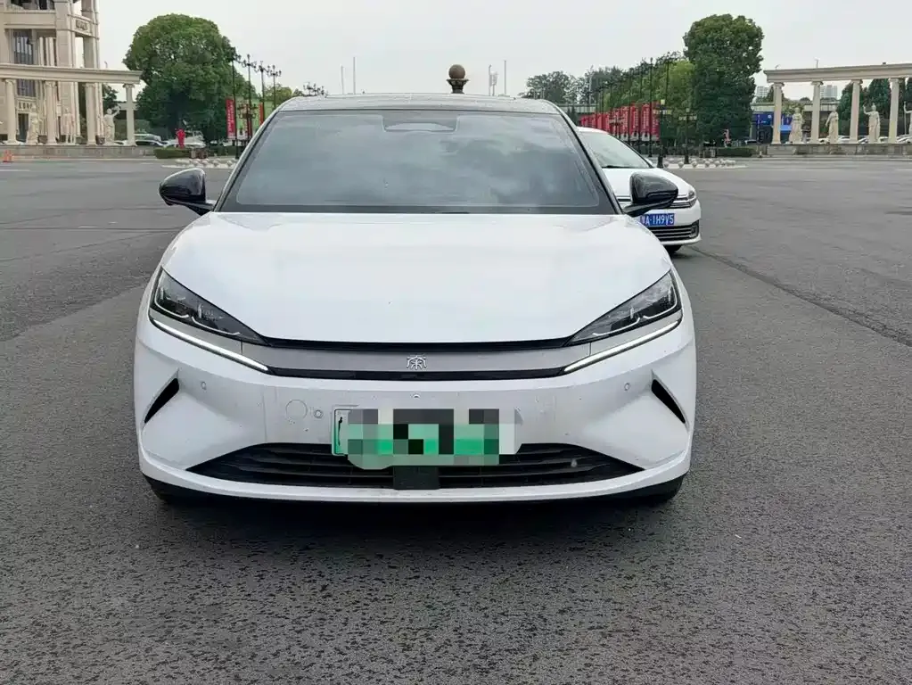 BYD Qin L — фото 6