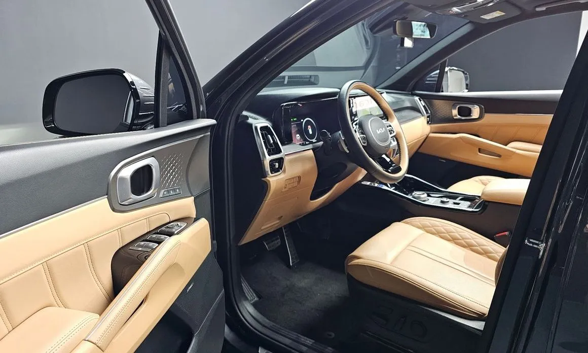 Kia Sorento — фото 7