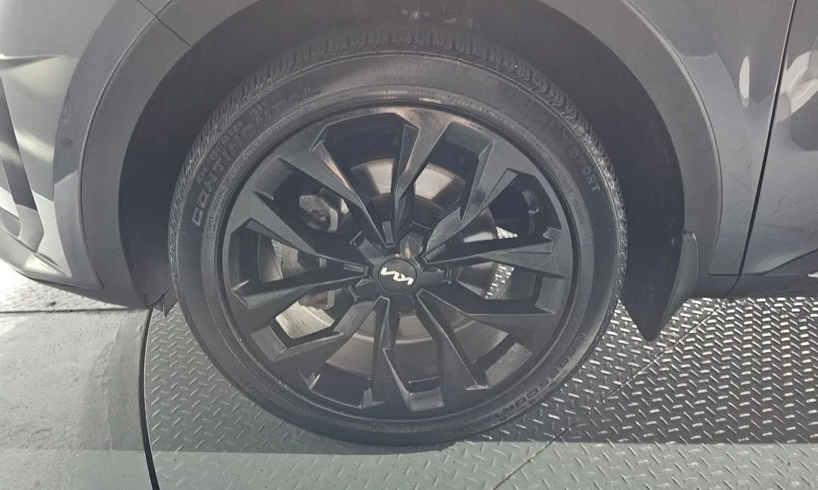 Kia Sorento — фото 10