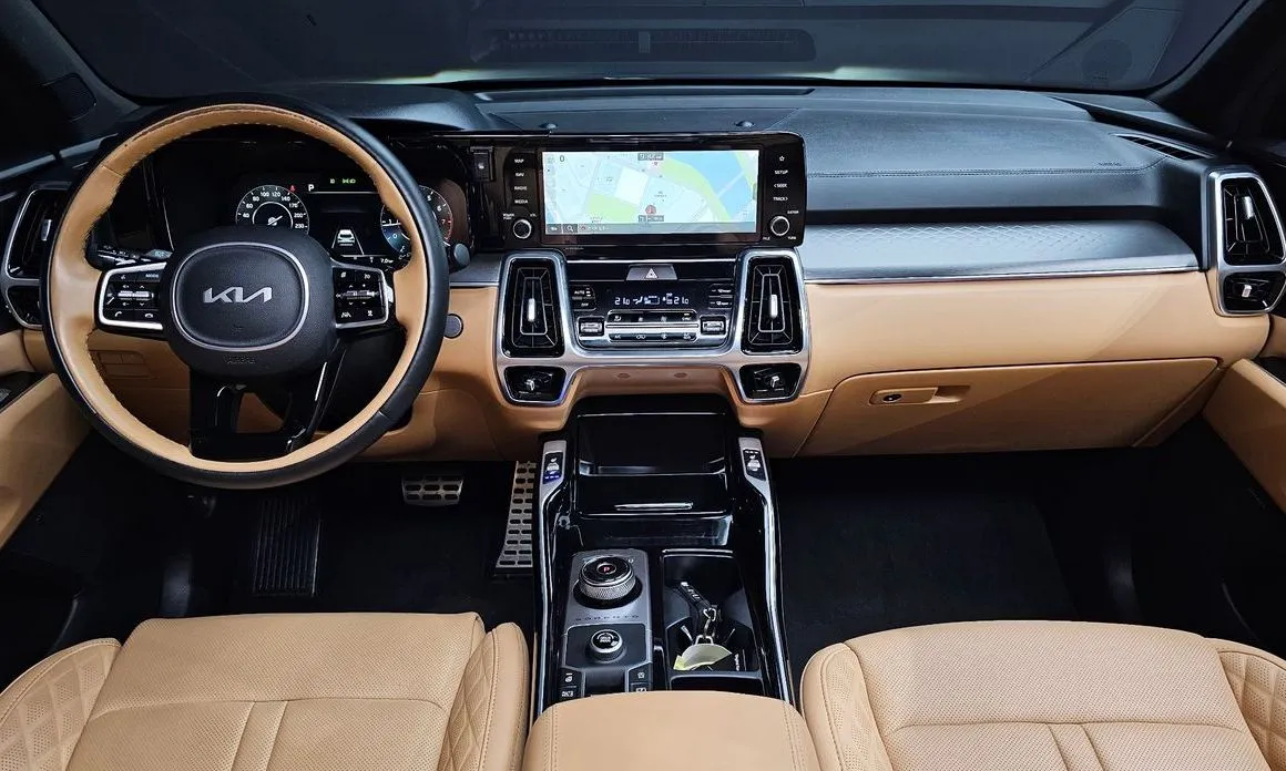 Kia Sorento — фото 9