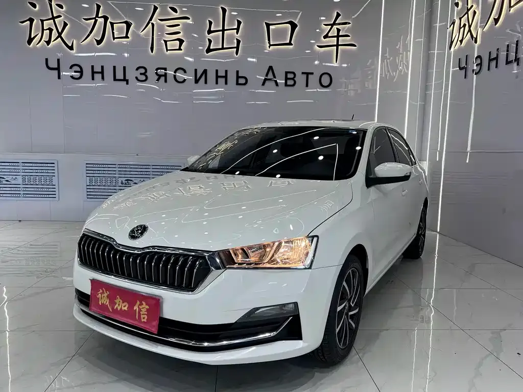 Skoda Rapid — фото 1