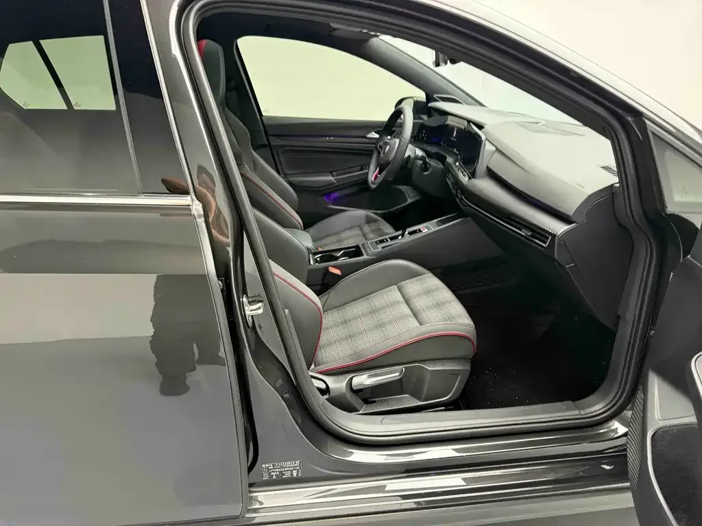 Volkswagen Golf GTI 2024 из CN, фото 7