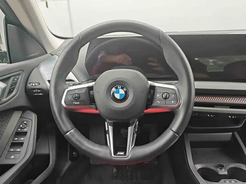 BMW 2 Series 2025 из CN, фото 8