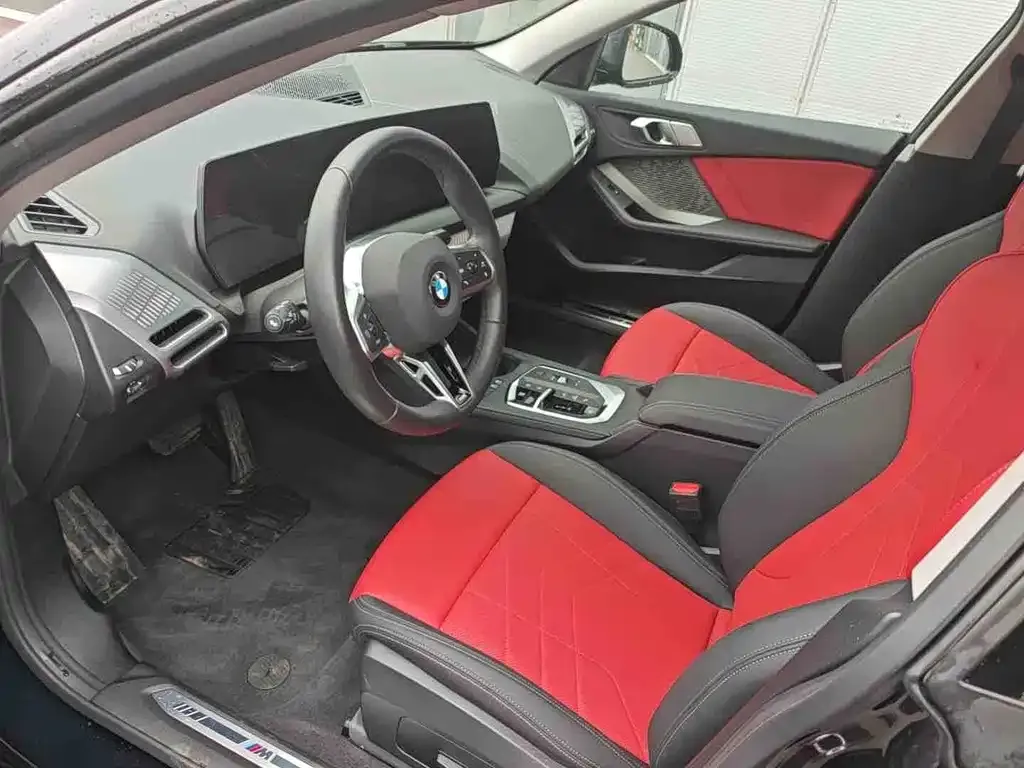BMW 2 Series 2025 из CN, фото 4
