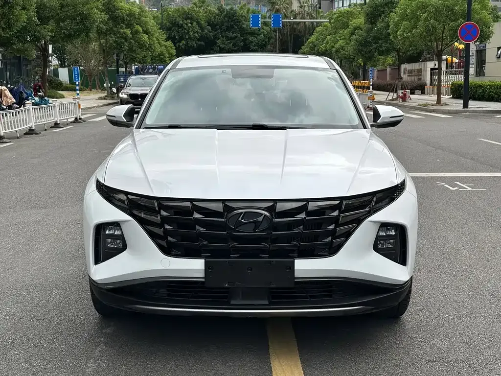 Hyundai Tucson — фото 10