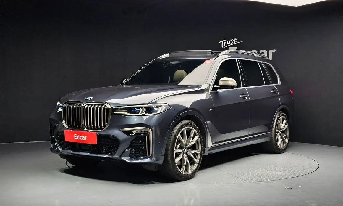 BMW X7 — фото 1
