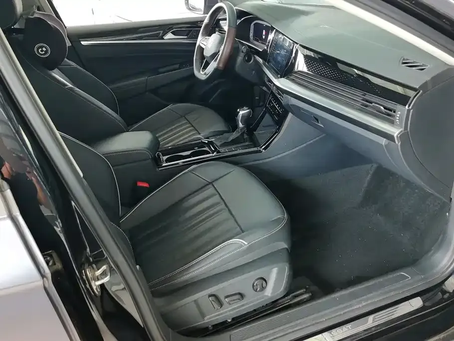 Volkswagen Passat — фото 3