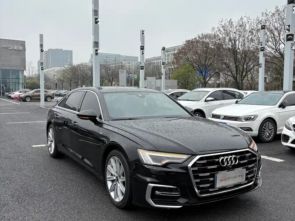 Audi A6L — фото 8