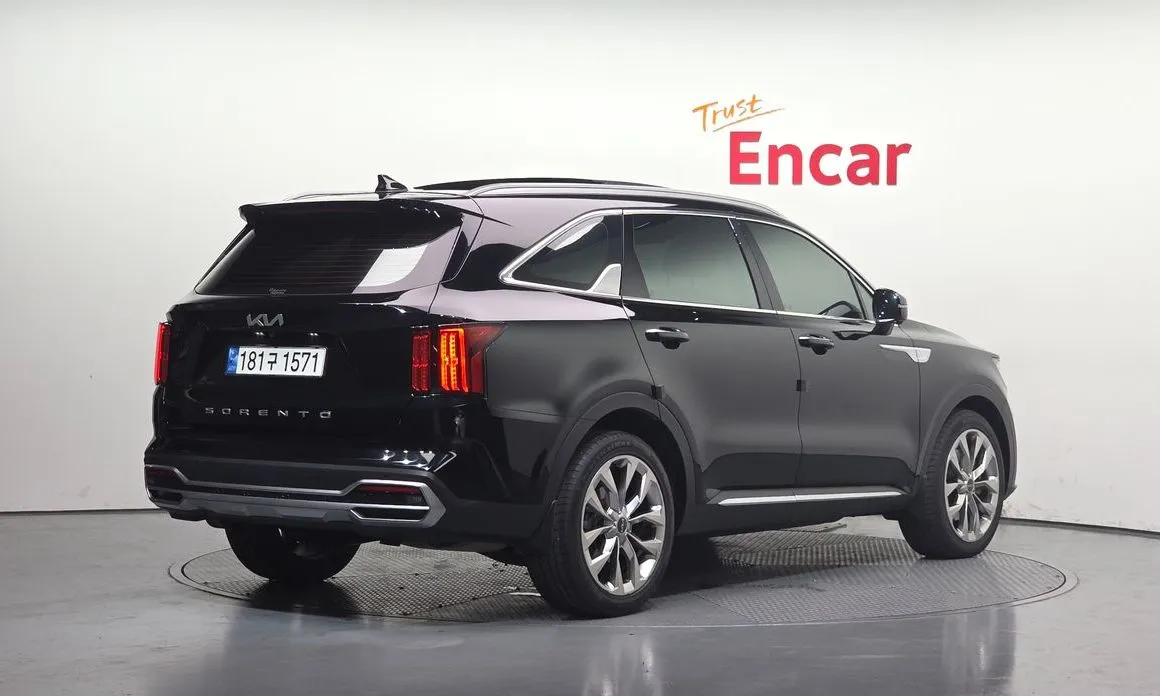 Kia Sorento — фото 9