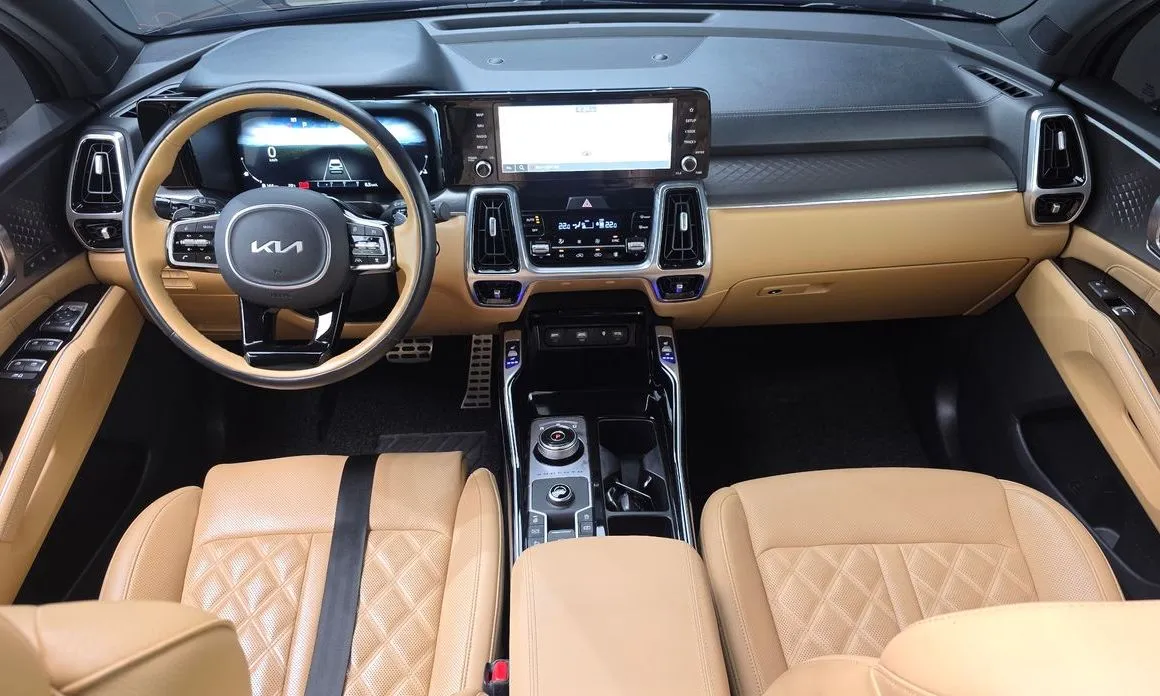 Kia Sorento — фото 8