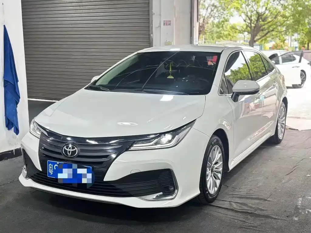 Toyota Allion — фото 1