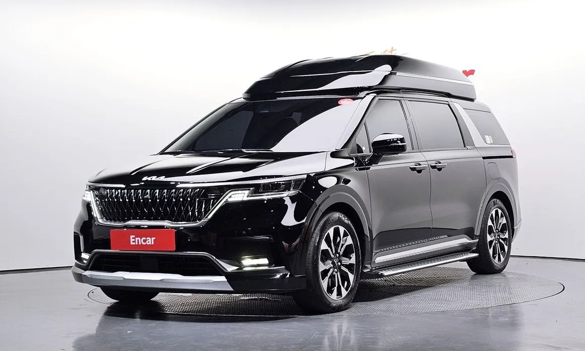 Kia Carnival — фото 1
