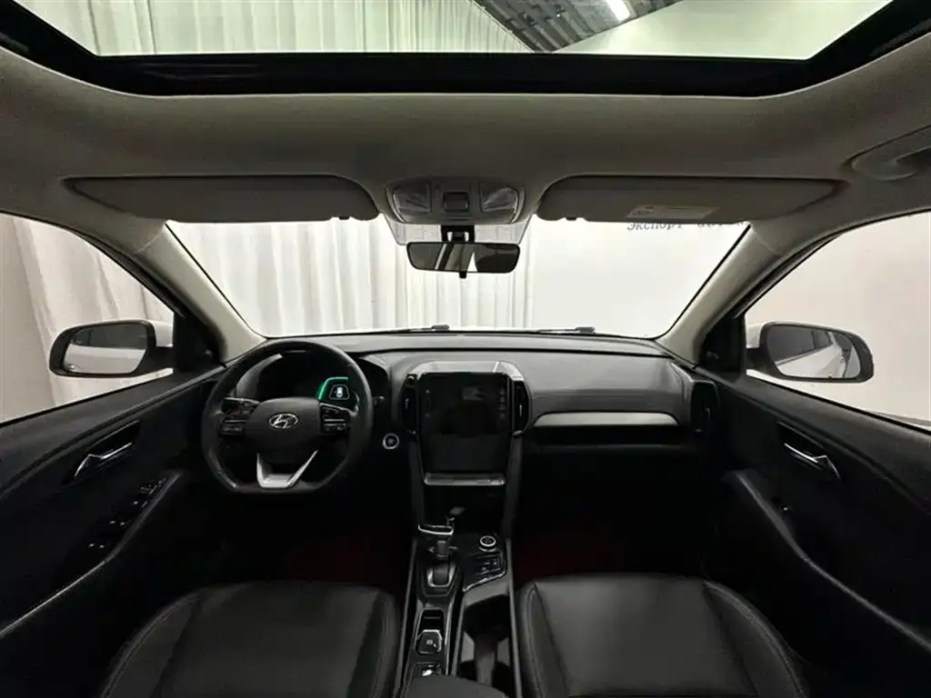 Hyundai ix35 2023 из CN, фото 4