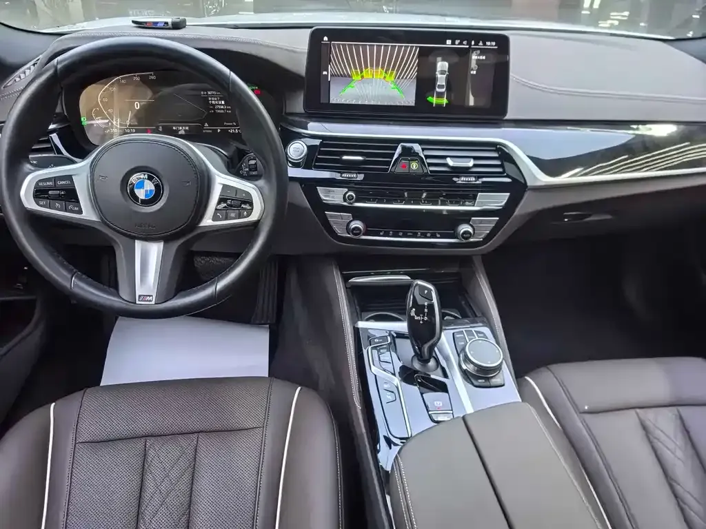 BMW 5 Series New Energy — фото 4