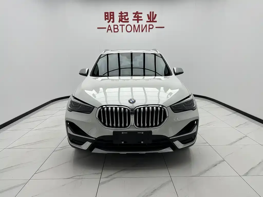 BMW X1 — фото 6