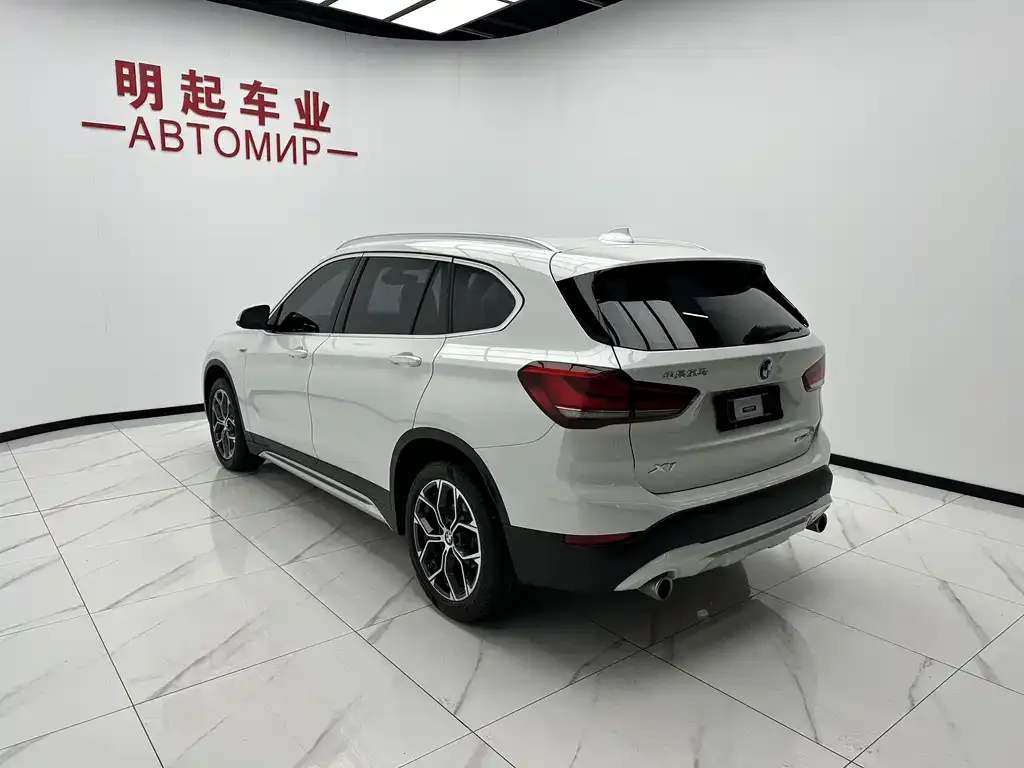 BMW X1 — фото 3