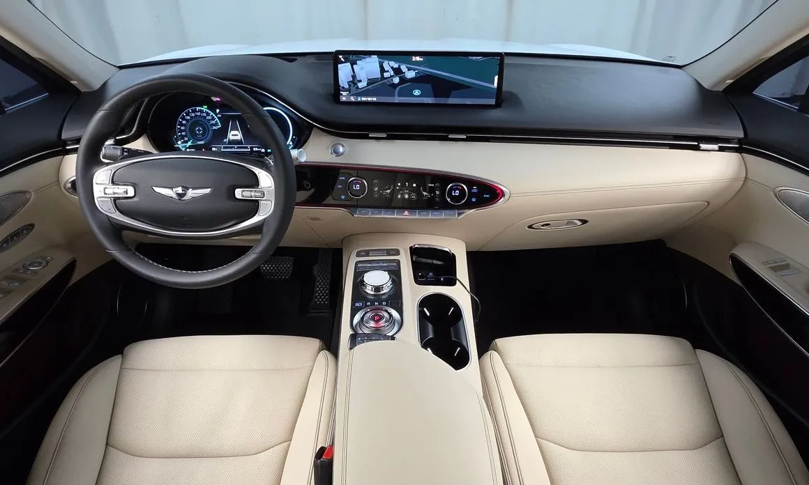 Genesis GV70 — фото 10