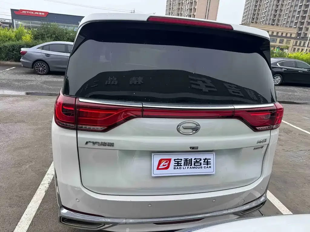GAC Motor Trumpchi M8 — фото 3