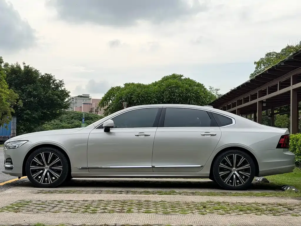 Volvo S90 — фото 5