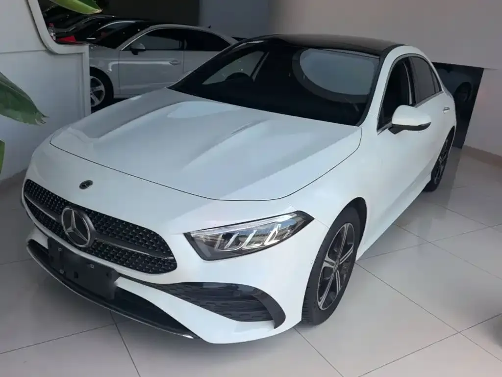 Mercedes-Benz A-Class — фото 1