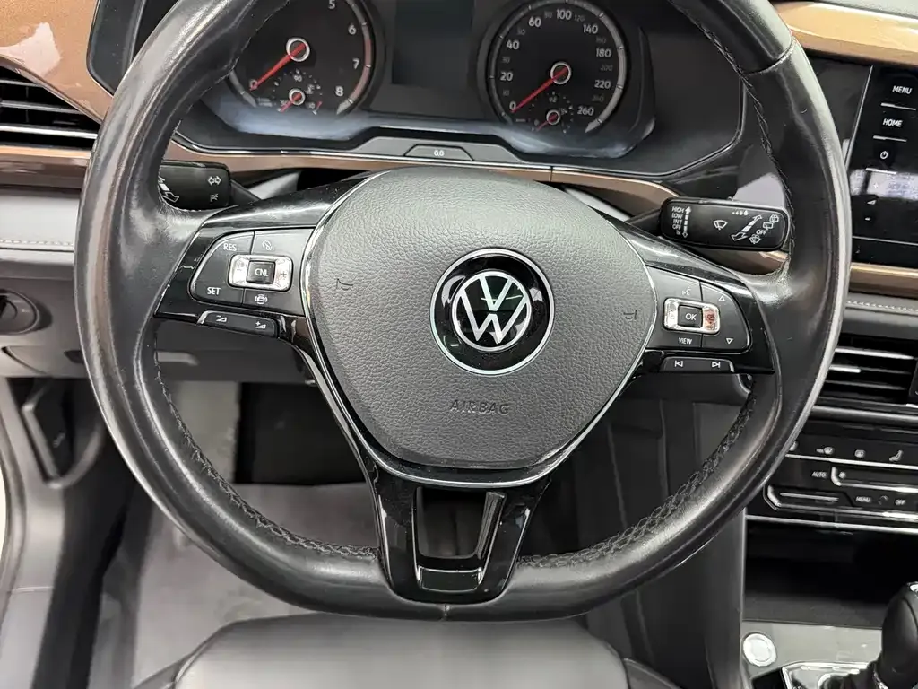 Volkswagen Tharu — фото 10