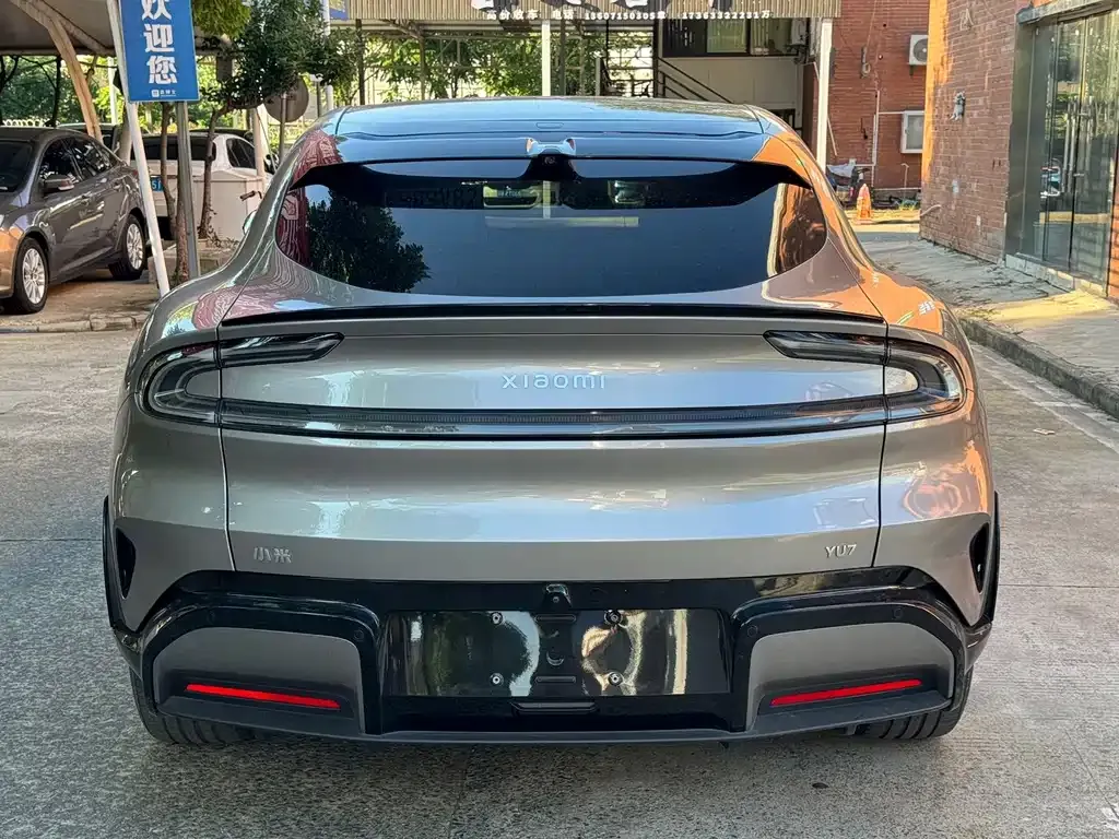 Xiaomi YU7 — фото 9