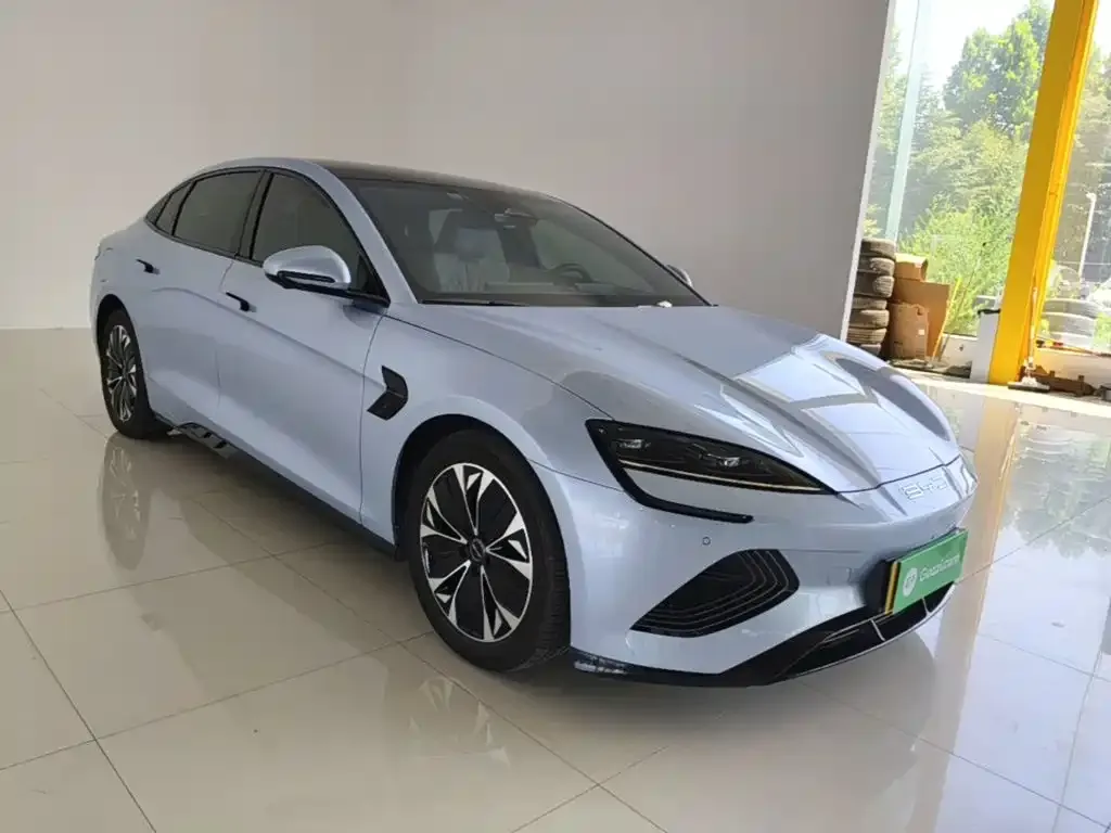 BYD Seal — фото 6