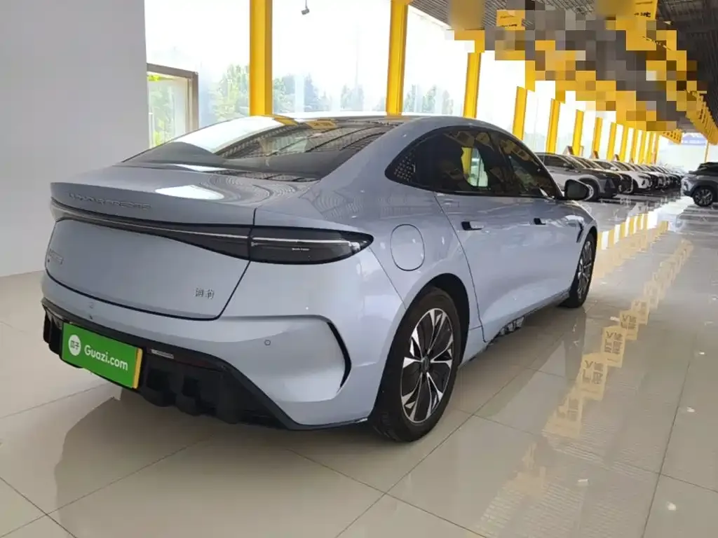 BYD Seal — фото 4