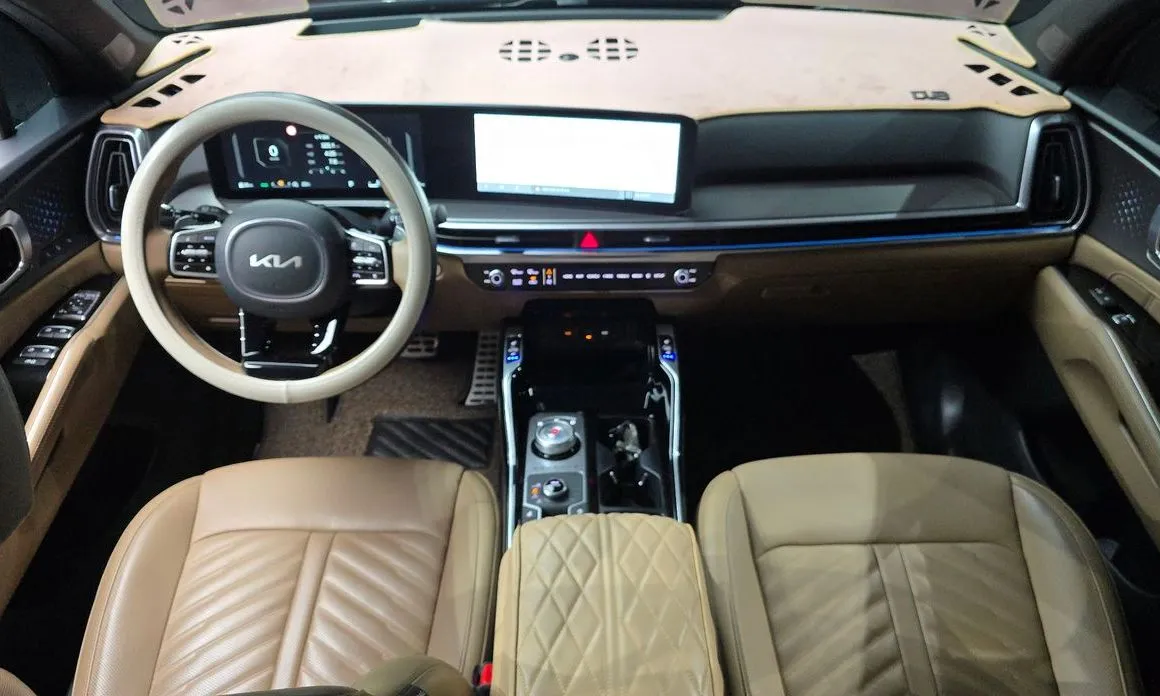 Kia Sorento — фото 6