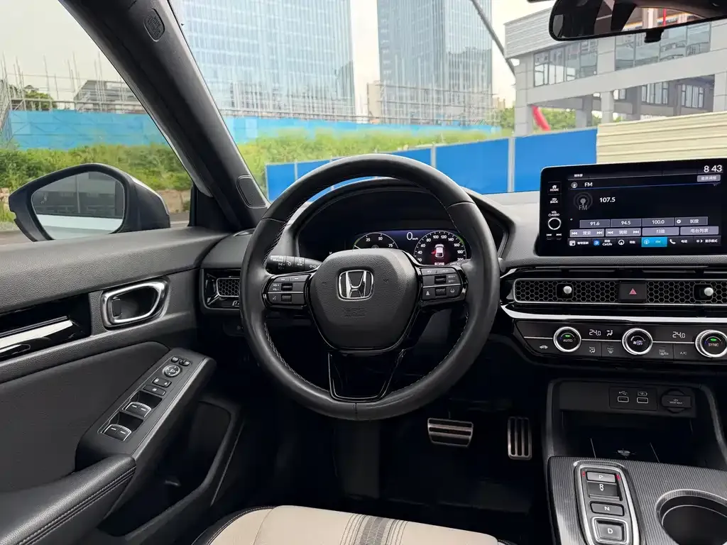 Honda Civic — фото 7