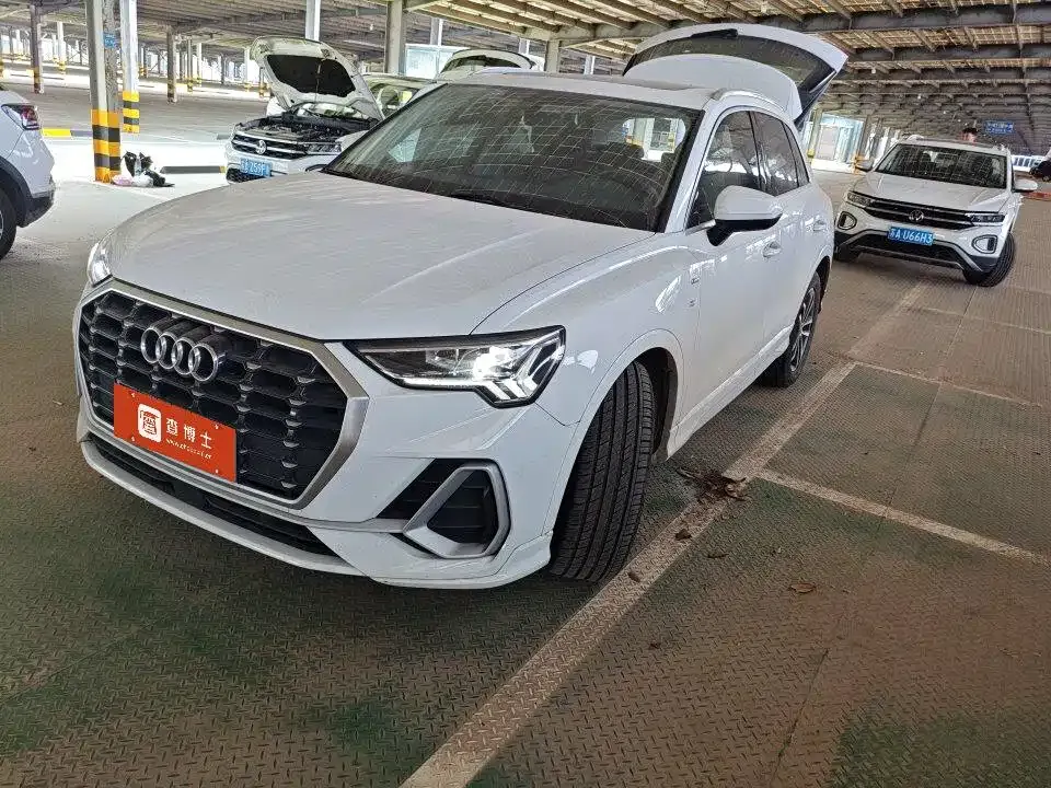 Audi Q3 — фото 10