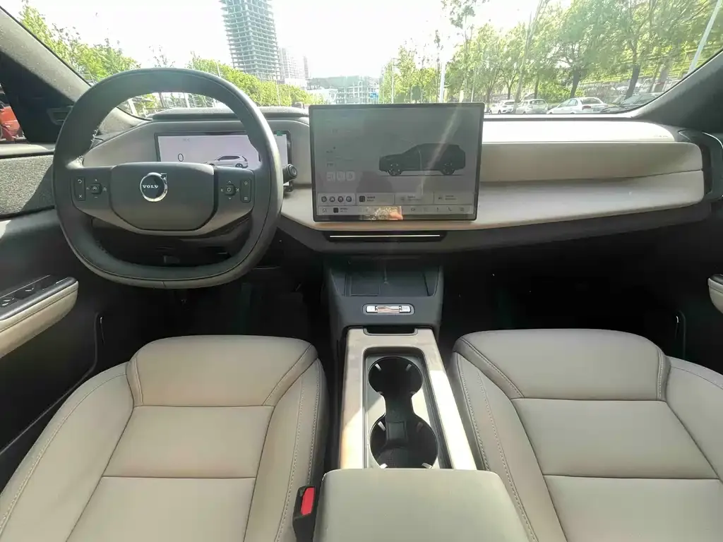 Volvo XC70 Plug-in Hybrid 2026 из CN, фото 7