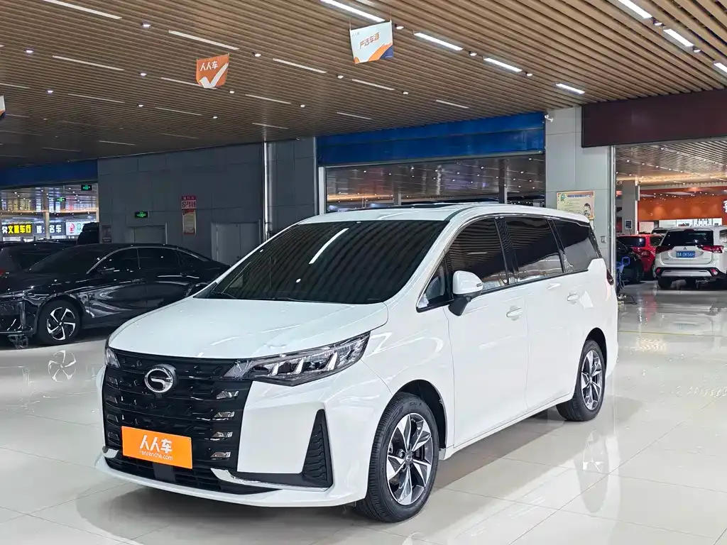 GAC Motor Trumpchi M6 — фото 1