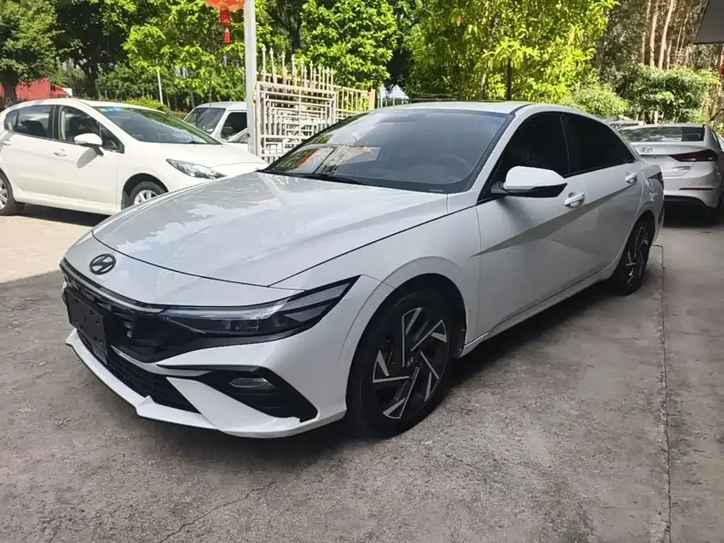Hyundai Elantra 2024 из CN, фото 9
