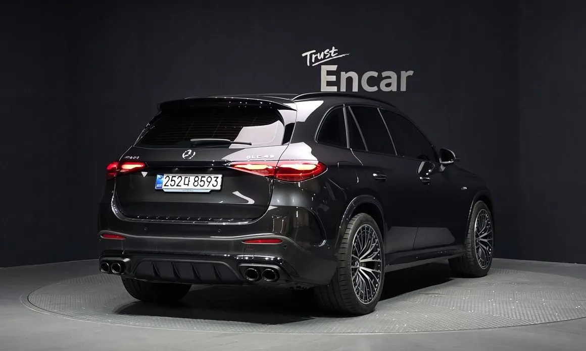 Mercedes-Benz GLC-Class — фото 10