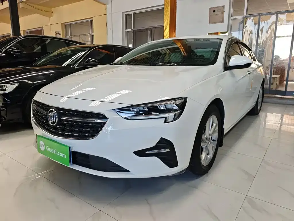 Buick Regal — фото 1