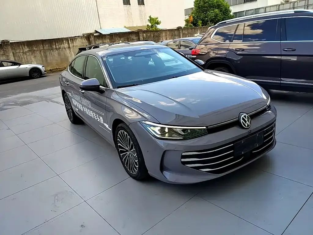 Volkswagen Passat — фото 2