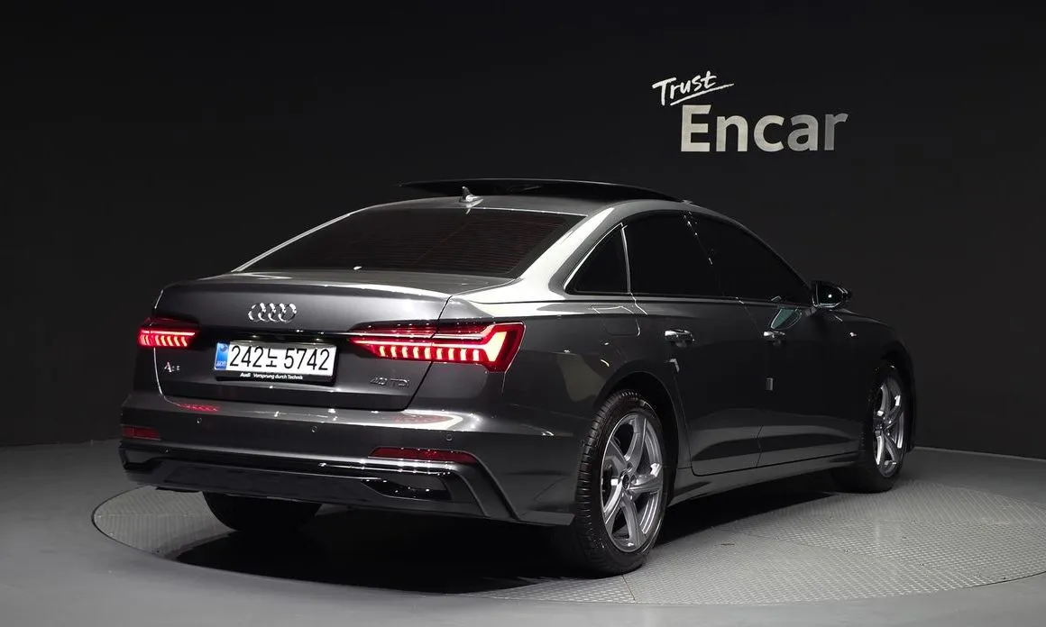 Audi A6 — фото 9