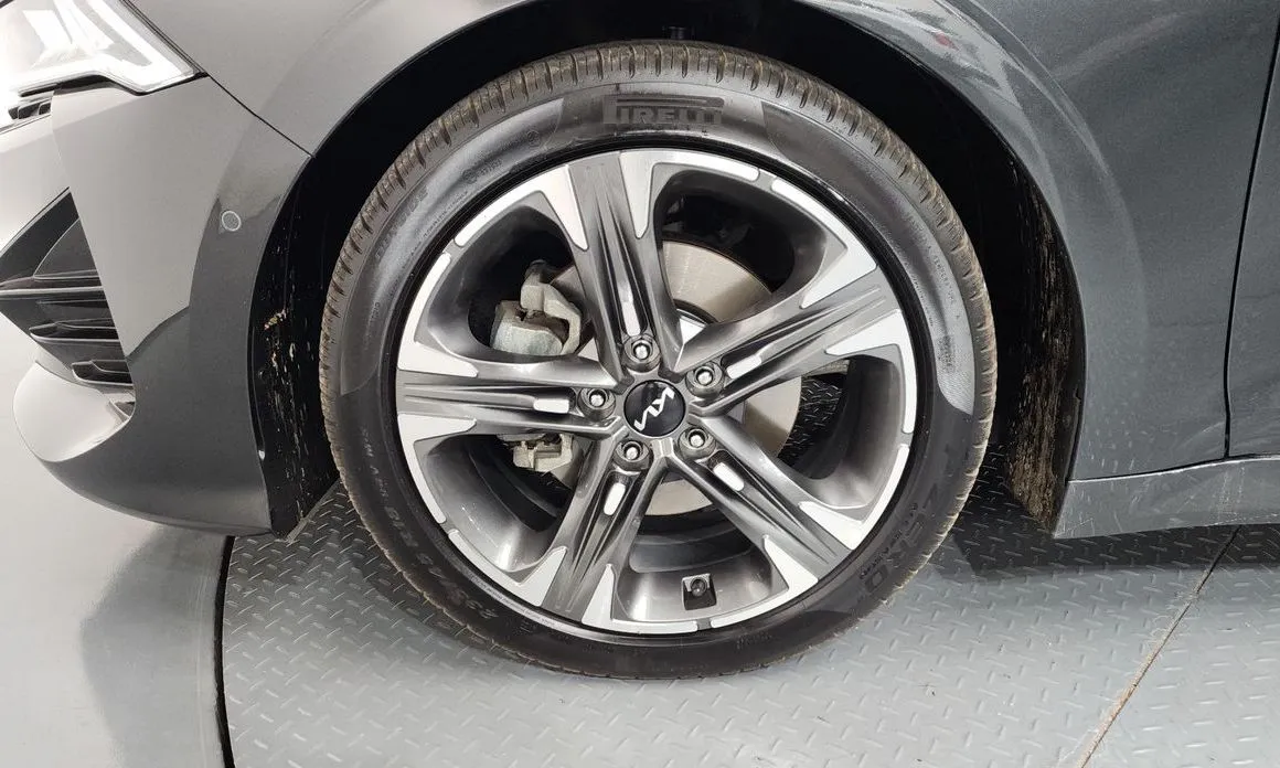 Kia K5 2023 из KR, фото 3