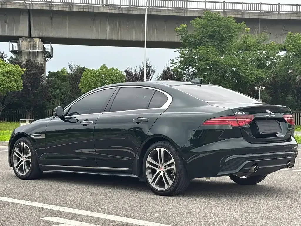 Jaguar XEL — фото 9