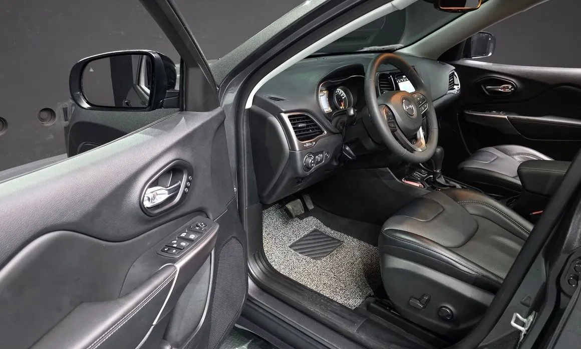 Jeep Cherokee 2022 из KR, фото 5