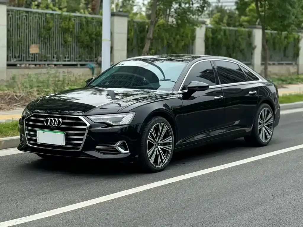 Audi A6L — фото 9