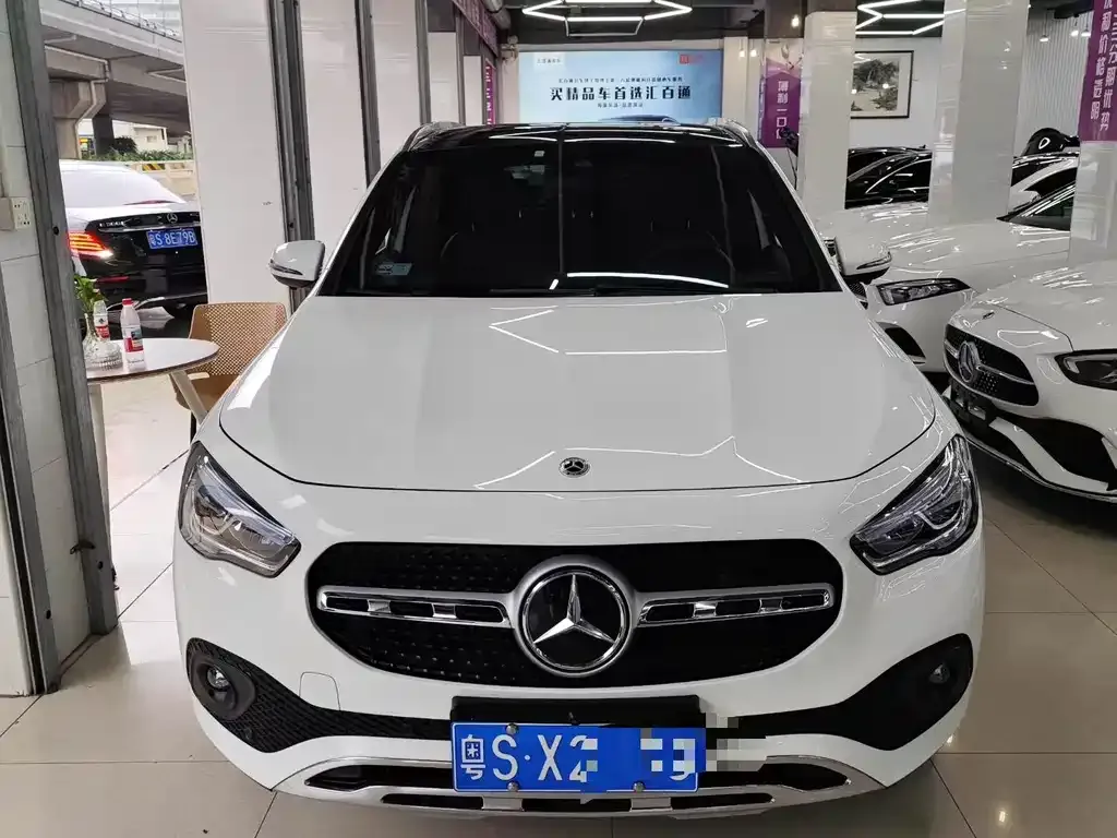 Mercedes-Benz GLA — фото 7