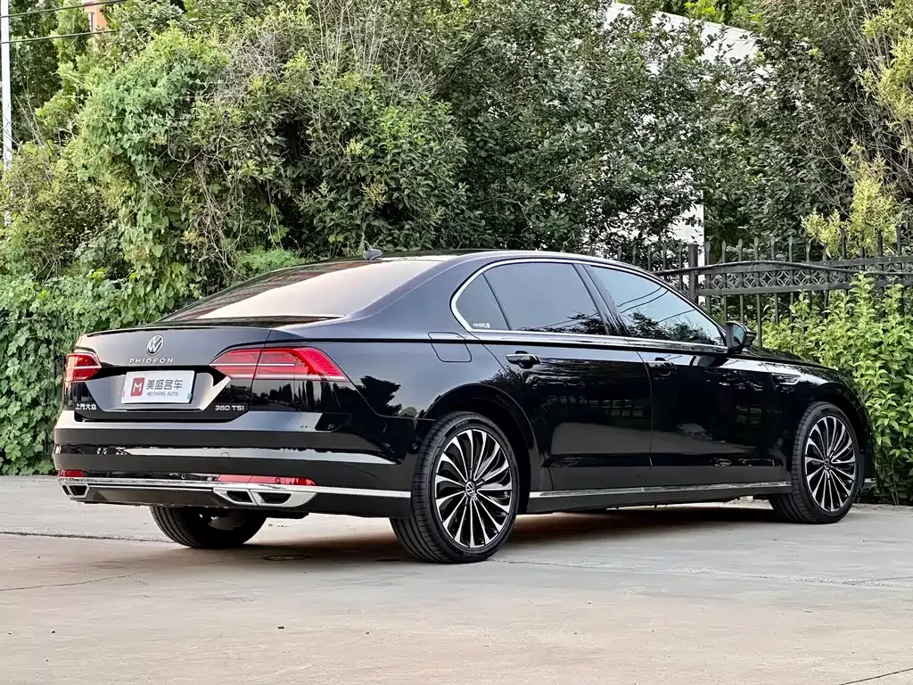 Volkswagen Phideon — фото 8