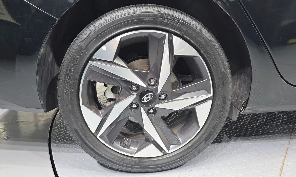 Hyundai AVANTE 2021 из KR, фото 4